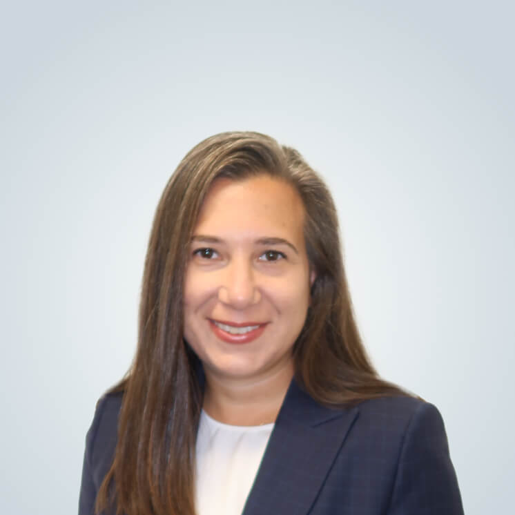 Andrea R. Laterza headshot