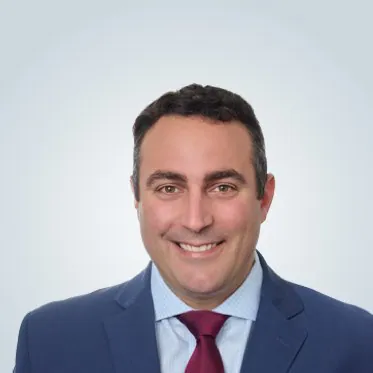 Justin S. Curtis headshot